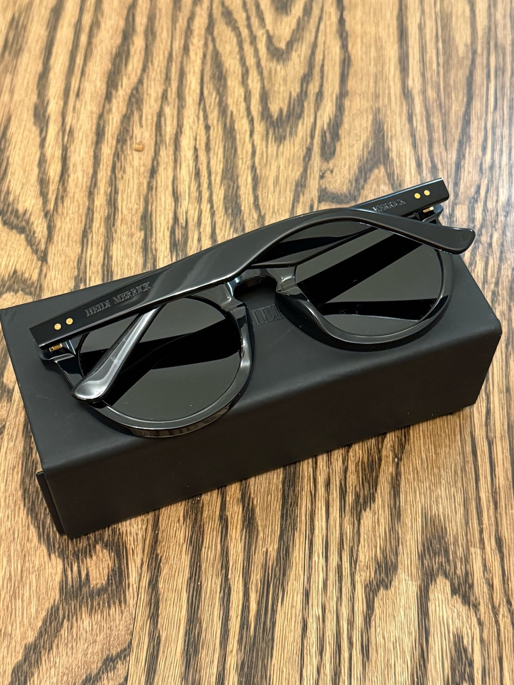 Heidi Merrick EX-PAT sunglasses - like new - Picture 5 of 7